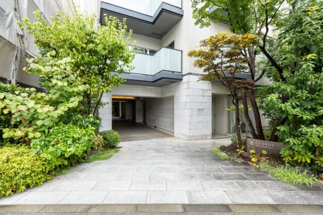 レ・ジェイド東向島の物件外観写真