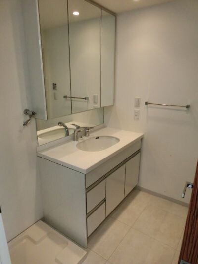 コンフォリア神田神保町の物件内観写真