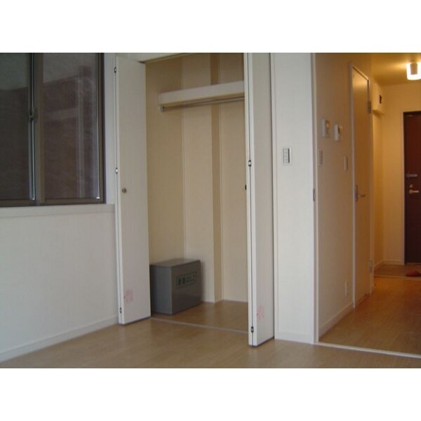 ペントス神田五軒町の物件内観写真