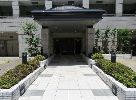 カスタリア新宿御苑の物件外観写真