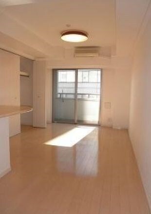 カスタリア新宿御苑の物件内観写真