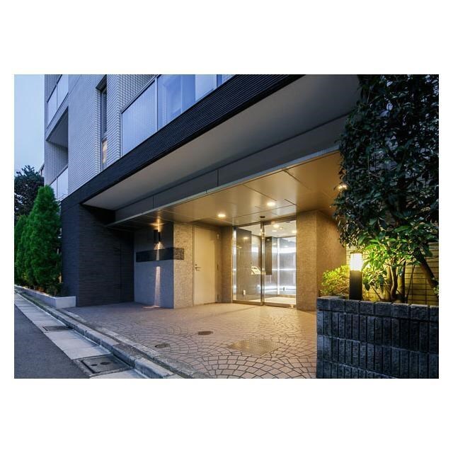 牛込柳町駅 徒歩4分 2階の物件外観写真