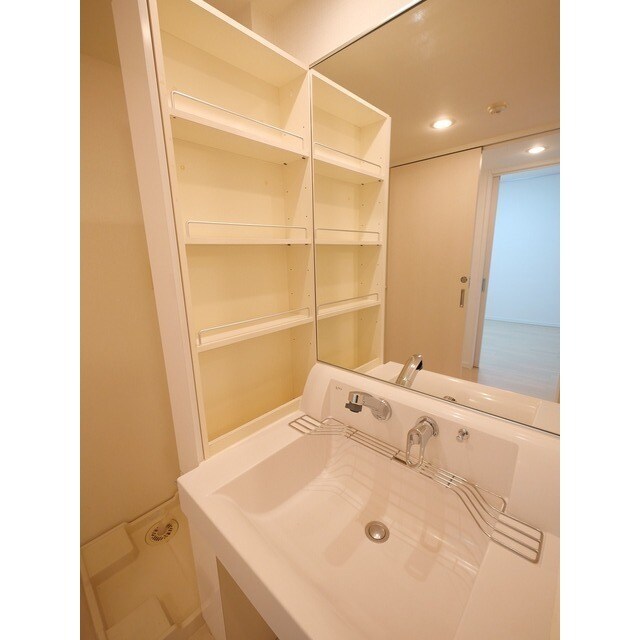 牛込柳町駅 徒歩4分 2階の物件内観写真