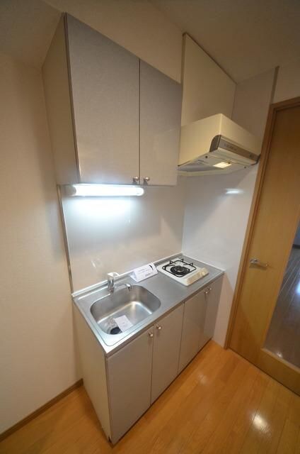 ｴﾙｳﾞｧｰｼﾞｭ神田神保町/ﾒﾃﾞｨｶﾙﾓｰﾙ神田神保町の物件内観写真