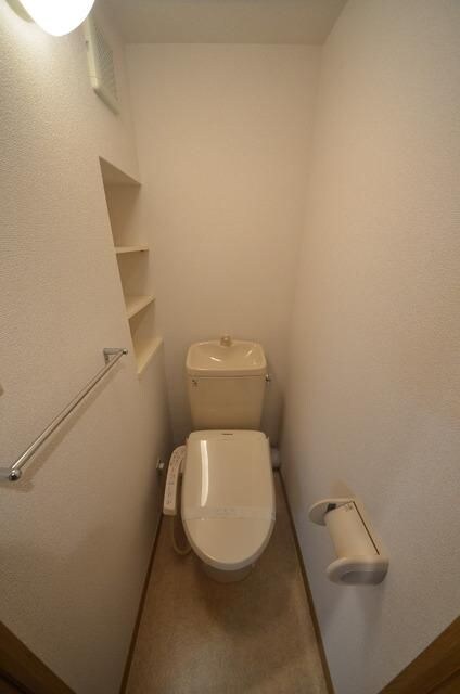 ｴﾙｳﾞｧｰｼﾞｭ神田神保町/ﾒﾃﾞｨｶﾙﾓｰﾙ神田神保町の物件内観写真