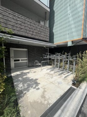 クレストコート上野の物件外観写真