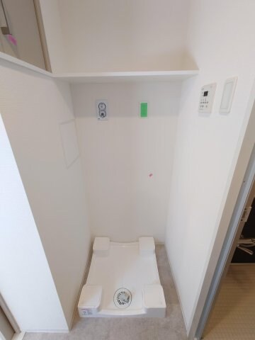 ワンルーフレジデンス台東根岸の物件内観写真