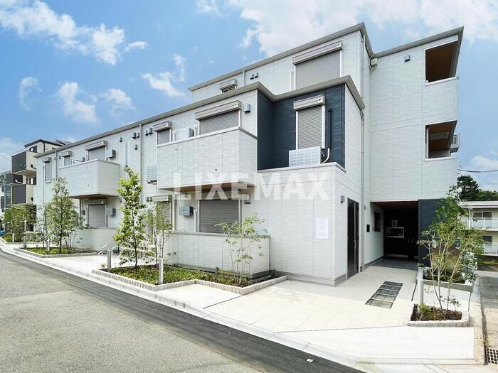 グラナーデ目白御留山の物件外観写真