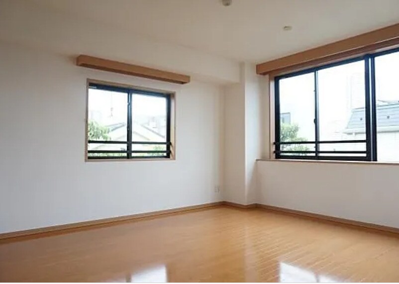 エーデルブルクの物件内観写真