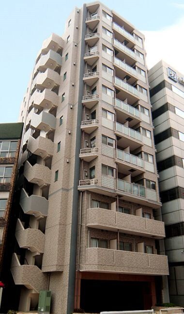 レジディア入谷の物件外観写真