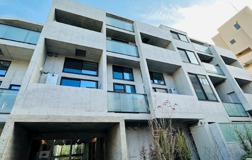 ZOOM西早稲田の物件外観写真