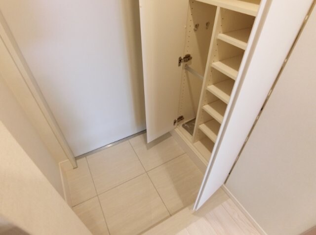 ＩＢＩＳ市ヶ谷の物件内観写真