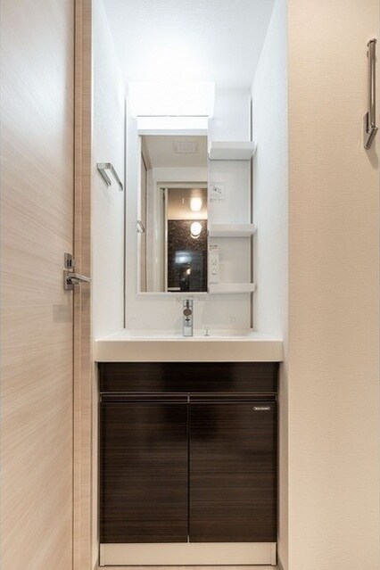 コンフォリア・リヴ北新宿の物件内観写真