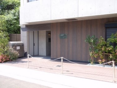 牛込柳町駅 徒歩4分 3階の物件外観写真