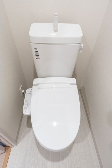 市谷台町坂フロントの物件内観写真