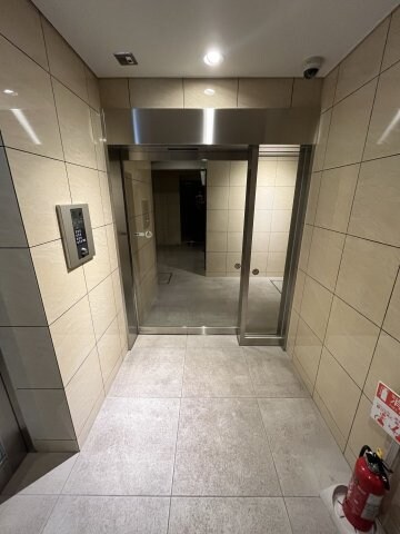 AZEST浅草の物件外観写真