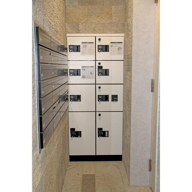 スカイレジデンス中落合の物件内観写真