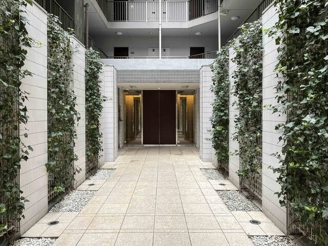 曙橋駅 徒歩3分 6階の物件外観写真