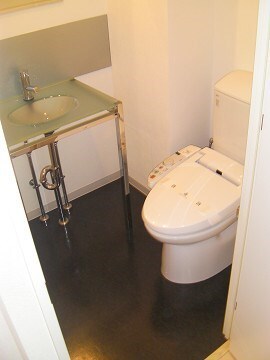 新宿御苑前駅 徒歩4分 2階の物件内観写真