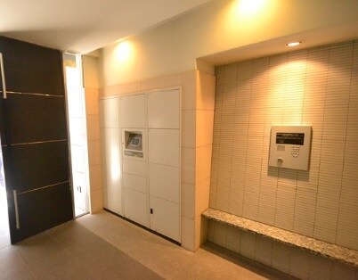 コンフォリア神田神保町の物件外観写真