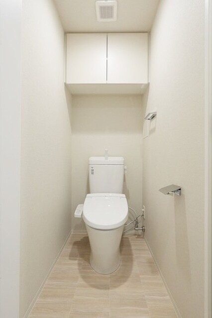 コンフォリア東新宿の物件内観写真