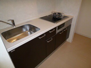 パインウェルズ Pine Well’sの物件内観写真