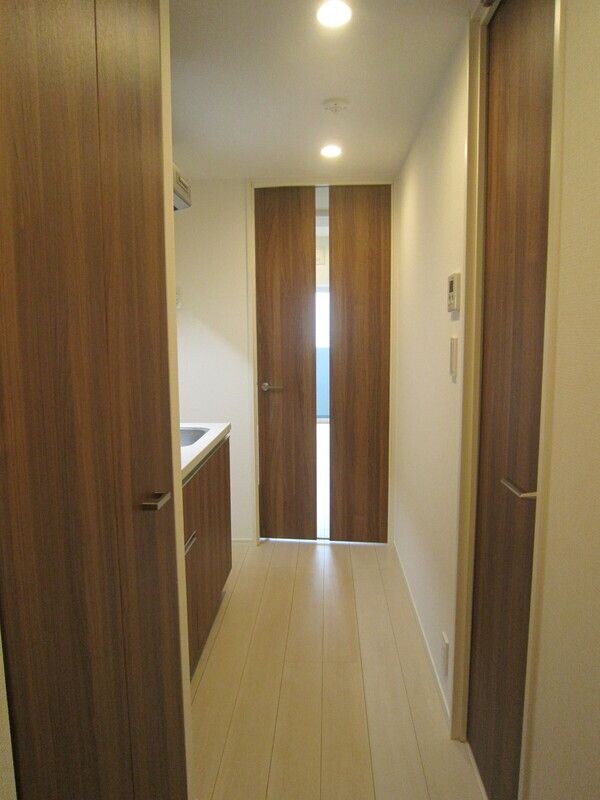 新宿御苑前駅 徒歩2分 6階の物件内観写真