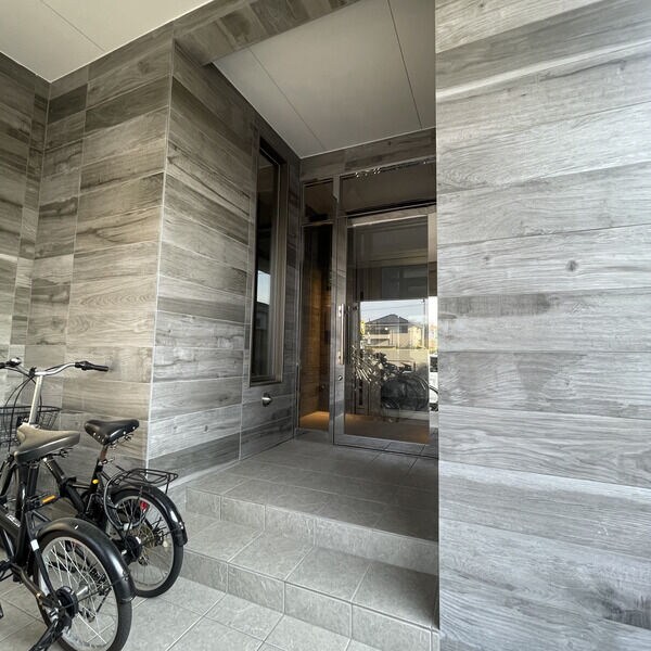 メゾン・ド・フォー・ユーの物件外観写真