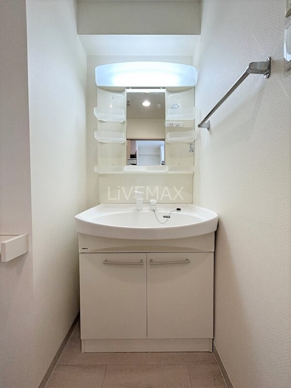 プロビデンス栄南の物件内観写真