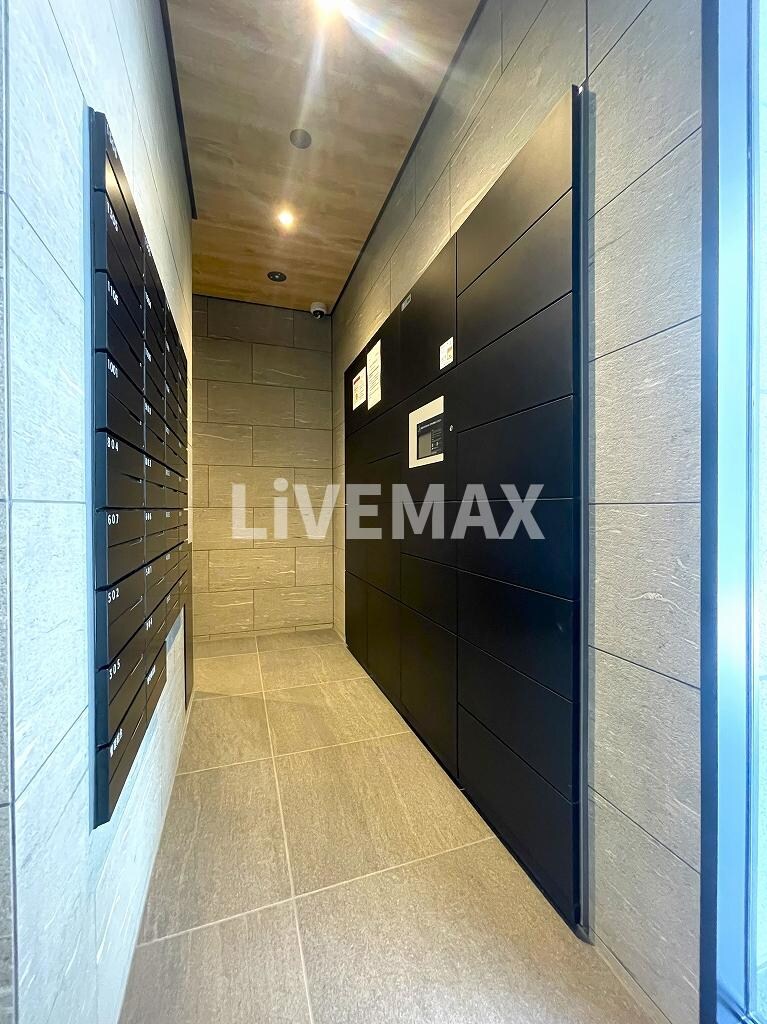 プレサンス名古屋ルーカスの物件内観写真