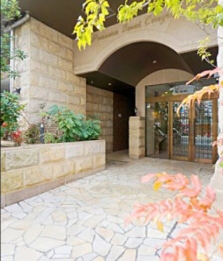 プレサンス泉セントマークの物件外観写真