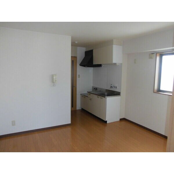 サンシアルザ上前津の物件内観写真