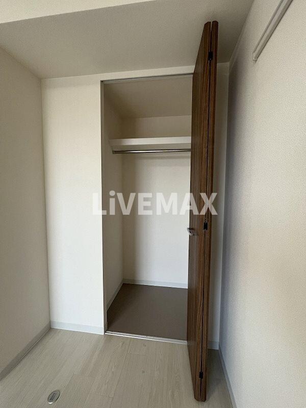 メイプル岩塚本通の物件内観写真