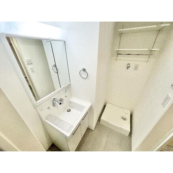 シャンブル高畑の物件内観写真