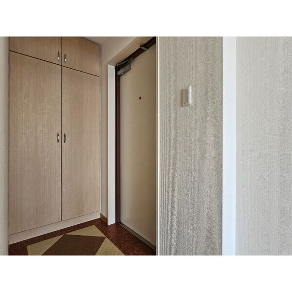 プロビデンス栄南の物件内観写真