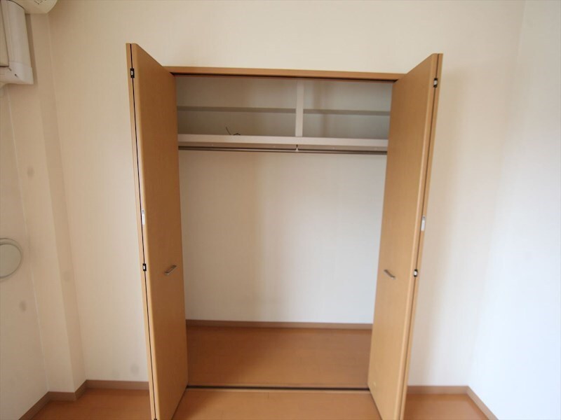 ピースプレイス牛巻の物件内観写真