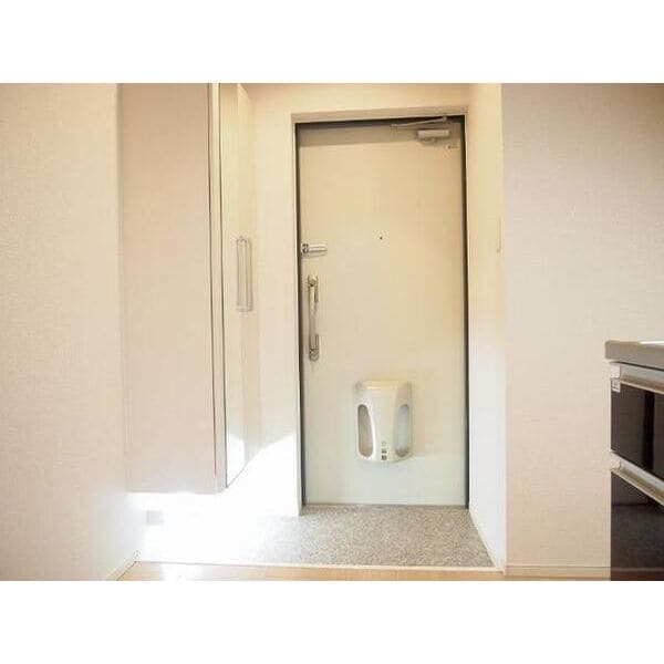 ノイグランツDの物件内観写真