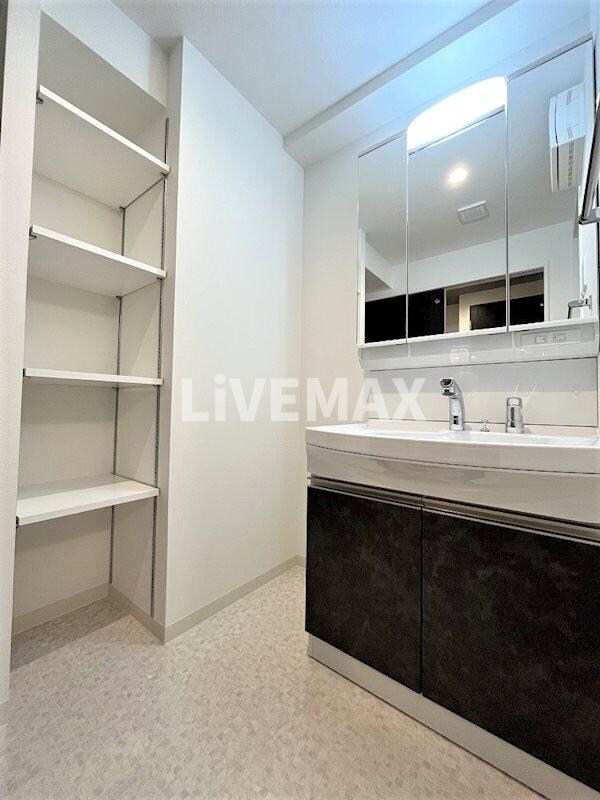 GRANDUKE代官町reversoの物件内観写真