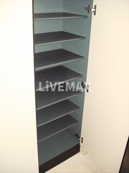 エステムコート名古屋栄デュアルレジェンドの物件内観写真