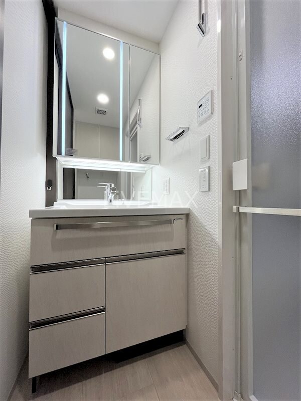 エステムプラザ名古屋UXの物件内観写真