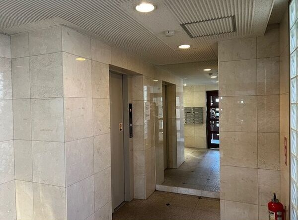 エテルナ本陣の物件外観写真