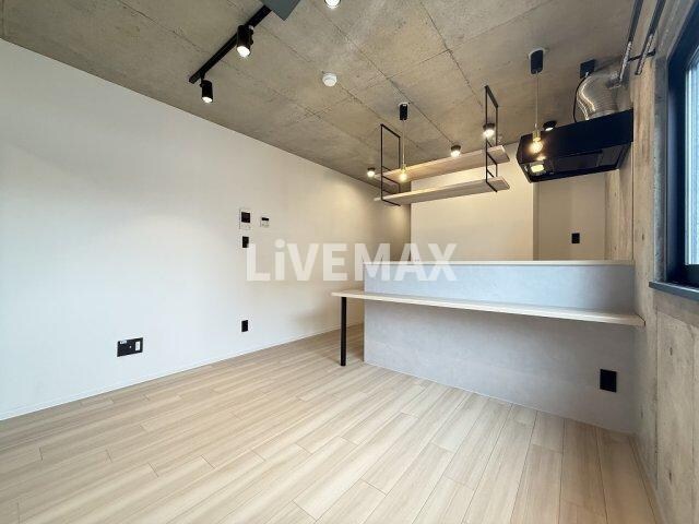 Amirl Premier Heian-doriの物件内観写真