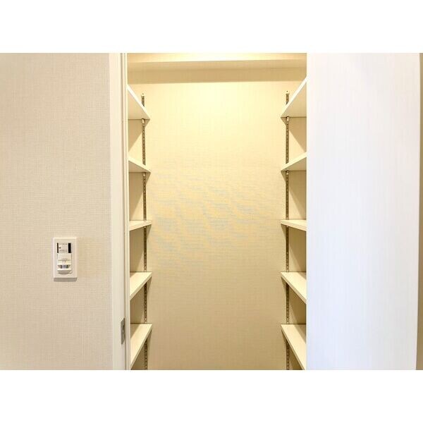 ロイジェント日吉Ⅱの物件内観写真