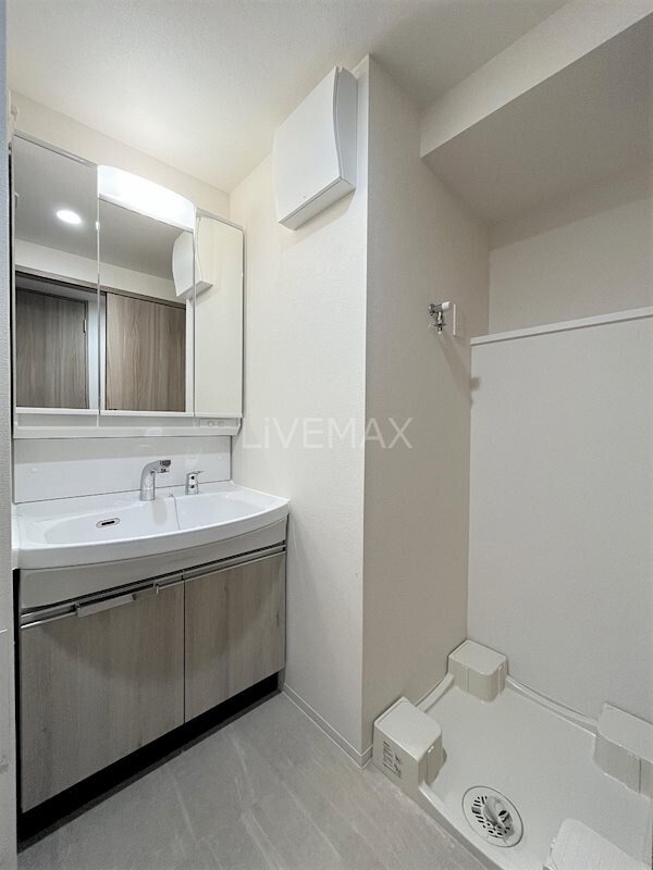 プレサンスTHE高岳の物件内観写真