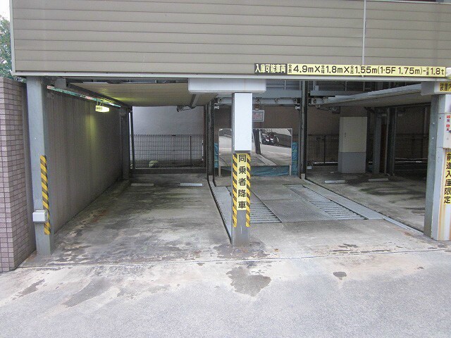 サンパティーク東片端の物件外観写真