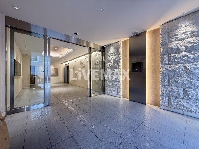 レジデンス上前津スクエアの物件外観写真