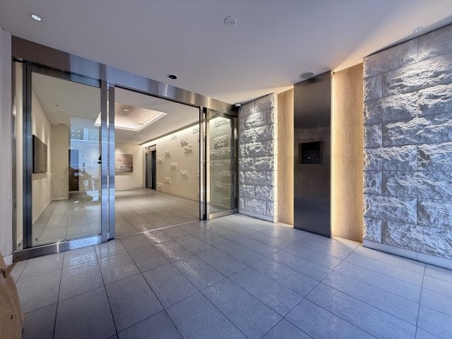 レジデンス上前津スクエアの物件外観写真