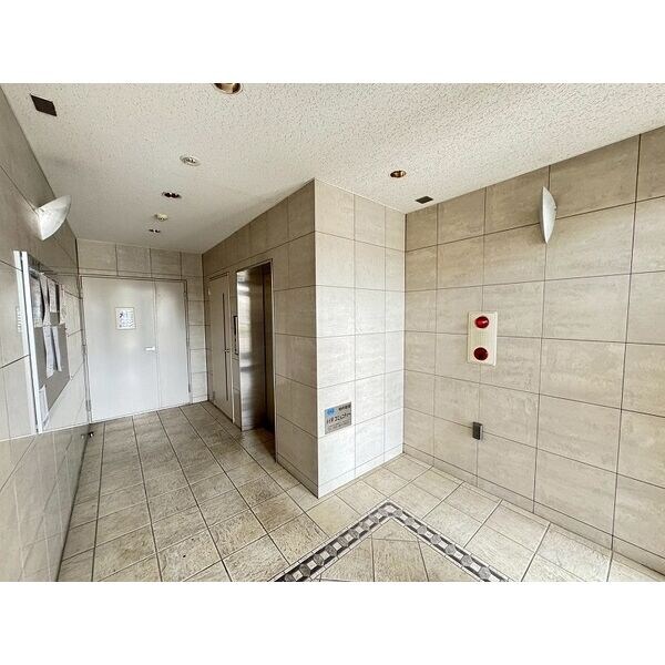 ベレーサ新瑞橋の物件外観写真