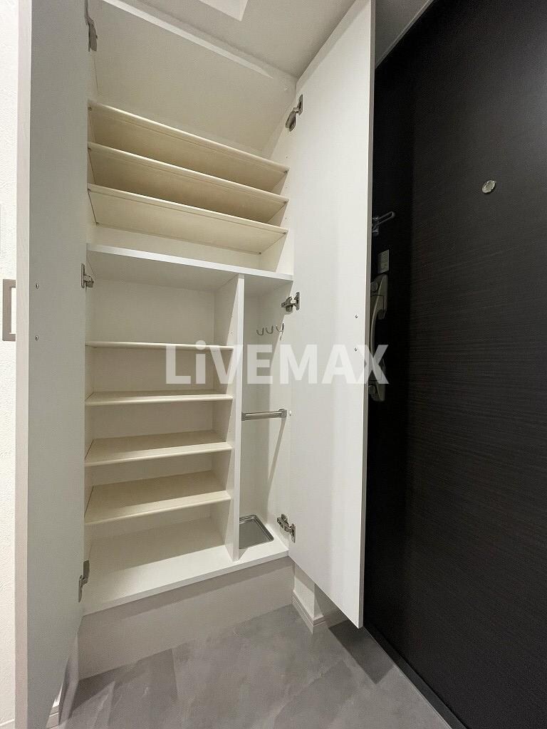 ディアレイシャス名古屋中村公園の物件内観写真