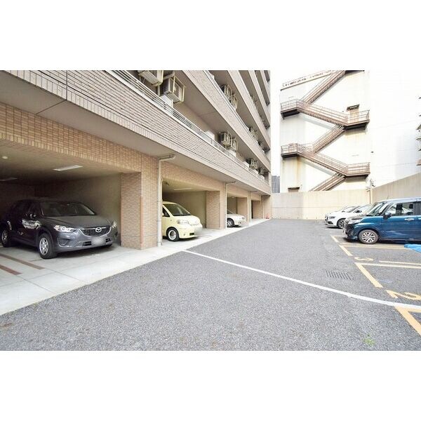 サウス名駅の物件外観写真